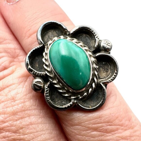 Native American Womens Ring Sterling Silver Green Turquoise Size 5 - Picture 1 of 5